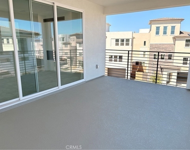 348 Plume Way - Photo Thumbnail 45
