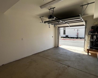 218 Church St - Photo Thumbnail 35