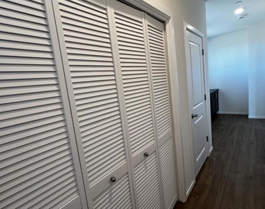 218 Church St - Photo Thumbnail 15