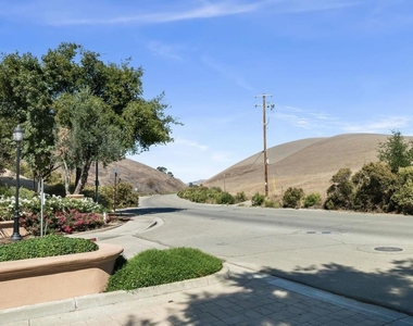 27 Meritage Cmn - Photo Thumbnail 21