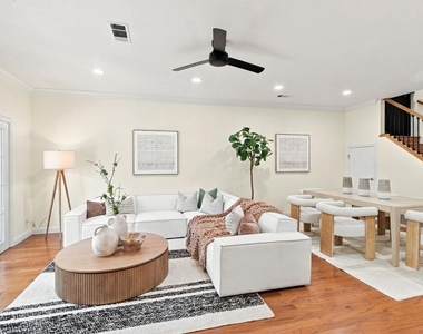 210 Wood Valley Pl - Photo Thumbnail 10