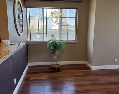 3623 Wells Rd - Photo Thumbnail 10