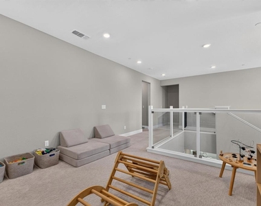 2400 Azure Pl - Photo Thumbnail 21