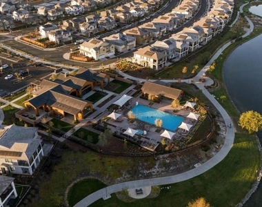 2400 Azure Pl - Photo Thumbnail 34
