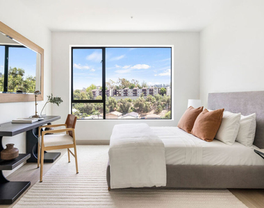 172 S Avenue 58 - Photo Thumbnail 6