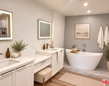 1833 Fairburn Avenue - Photo Thumbnail 23