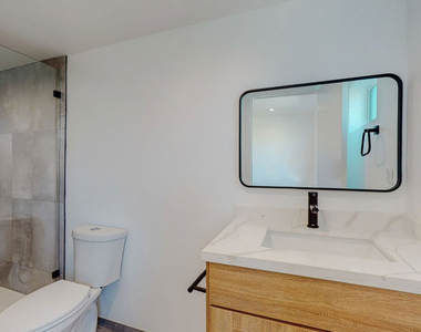 14423 Califa Street - Photo Thumbnail 19