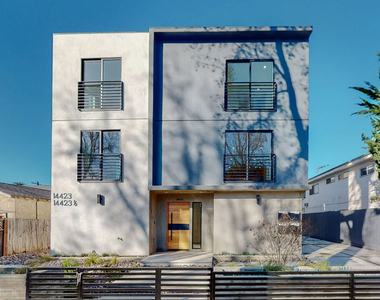 14423 Califa Street - Photo Thumbnail 35