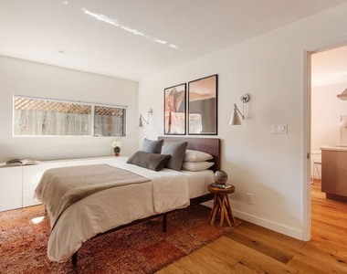 40 18th Avenue - Photo Thumbnail 26