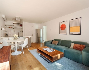 40 18th Avenue - Photo Thumbnail 3