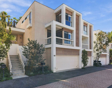 746 Portola Terrace - Photo Thumbnail 1