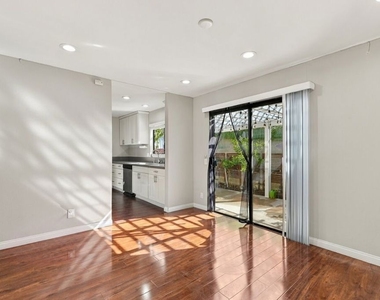 746 Portola Terrace - Photo Thumbnail 11
