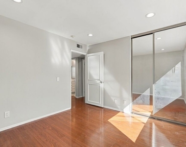 746 Portola Terrace - Photo Thumbnail 21
