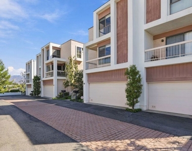 746 Portola Terrace - Photo Thumbnail 2