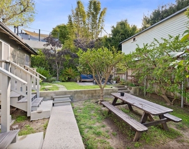 2609 1/4 3rd Street - Photo Thumbnail 11