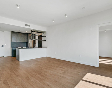 10700 Tabor Street - Photo Thumbnail 5