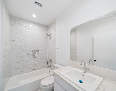 5655 Case Avenue - Photo Thumbnail 18