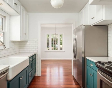 3402 Glenhurst Avenue - Photo Thumbnail 11