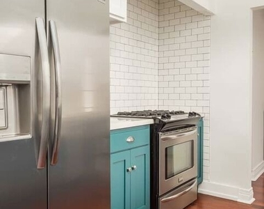 3402 Glenhurst Avenue - Photo Thumbnail 10