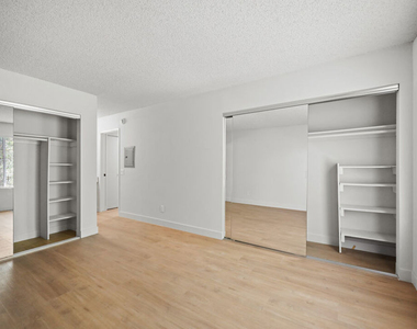 1352 S Carmelina Avenue - Photo Thumbnail 9