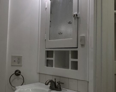 3025 2nd St. - Photo Thumbnail 2