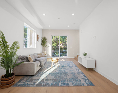 904 S Shenandoah Street - Photo Thumbnail 13