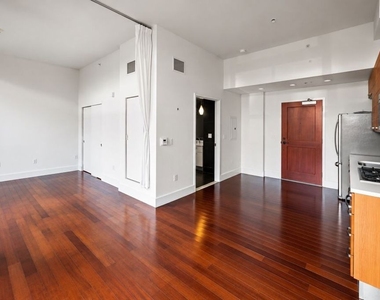 460 S Spring Street - Photo Thumbnail 6