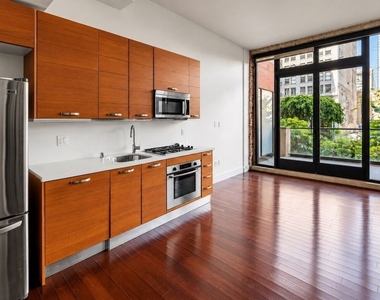 460 S Spring Street - Photo Thumbnail 8