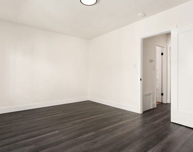 1210 N Poinsettia Drive - Photo Thumbnail 18