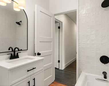 1210 N Poinsettia Drive - Photo Thumbnail 13