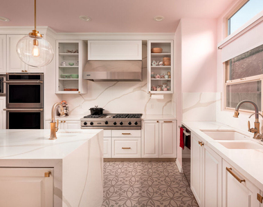 725 Oxford Avenue - Photo Thumbnail 11