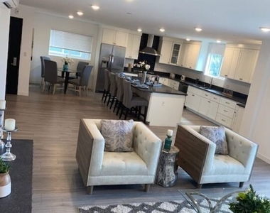 8631 Olin Street - Photo Thumbnail 3