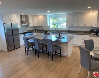 8631 Olin Street - Photo Thumbnail 7