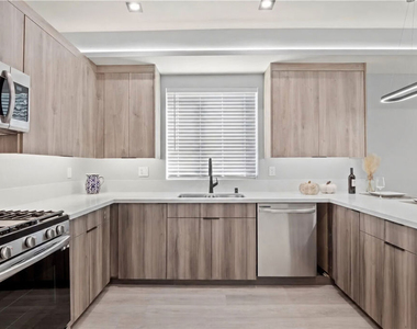 14759 Friar Street - Photo Thumbnail 5