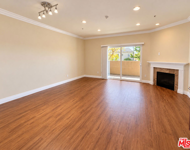 1101 East Avenue - Photo Thumbnail 1