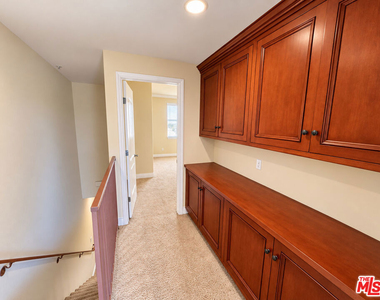 1101 East Avenue - Photo Thumbnail 18