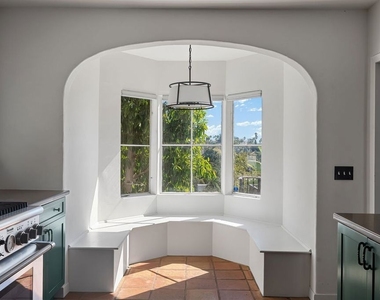 2101 Broadview Terrace - Photo Thumbnail 15