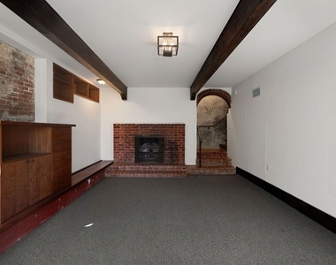 2101 Broadview Terrace - Photo Thumbnail 31