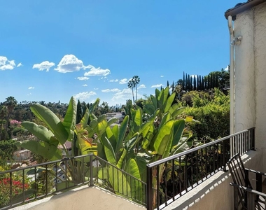 2101 Broadview Terrace - Photo Thumbnail 11