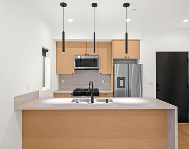 6210 Banner Avenue - Photo Thumbnail 4