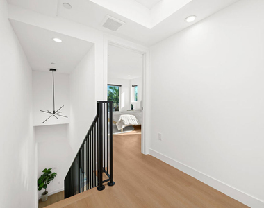 6212 Banner Avenue - Photo Thumbnail 22