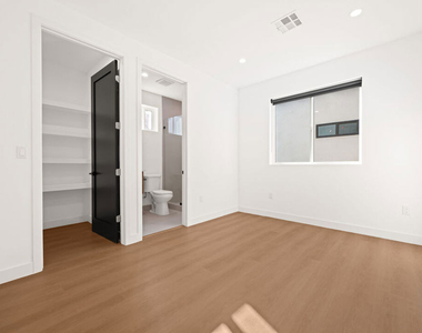 6212 Banner Avenue - Photo Thumbnail 16