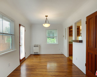 2534 7th Street - Photo Thumbnail 5