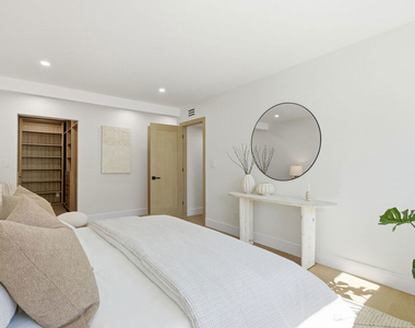 4738 La Villa Marina - Photo Thumbnail 16