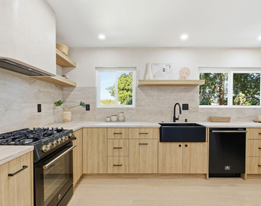 4738 La Villa Marina - Photo Thumbnail 9