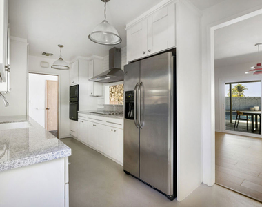 907 Alegre Place - Photo Thumbnail 30