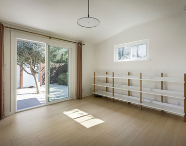 907 Alegre Place - Photo Thumbnail 39