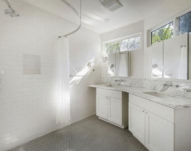 907 Alegre Place - Photo Thumbnail 36