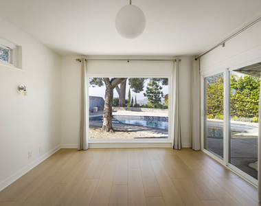 907 Alegre Place - Photo Thumbnail 32