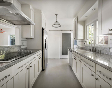 907 Alegre Place - Photo Thumbnail 29
